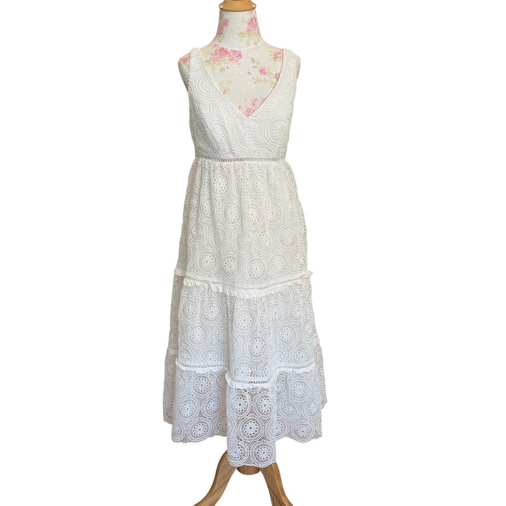 NWT Trina Turk White Sleeveless V Neck Midi Eyelet Lace Dress size 6